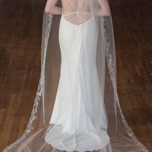 New/ never worn Wedding dress and veil